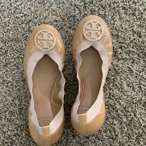 Ballet flats